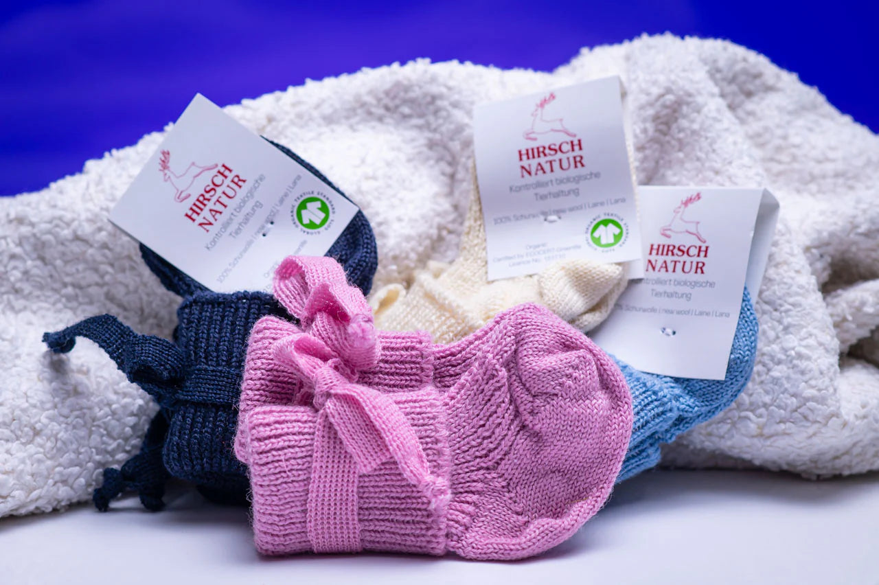 Bio Babysocken Schurwolle – Hirsch Natur | Für Frühchen & Neugeborene, ohne Schadstoffe l Hellblau